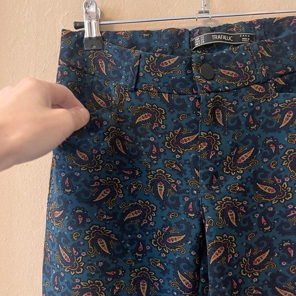 🎉rare🎉 Zara green paisley print rolled hem straight leg trouser pants - Picture 7 of 13